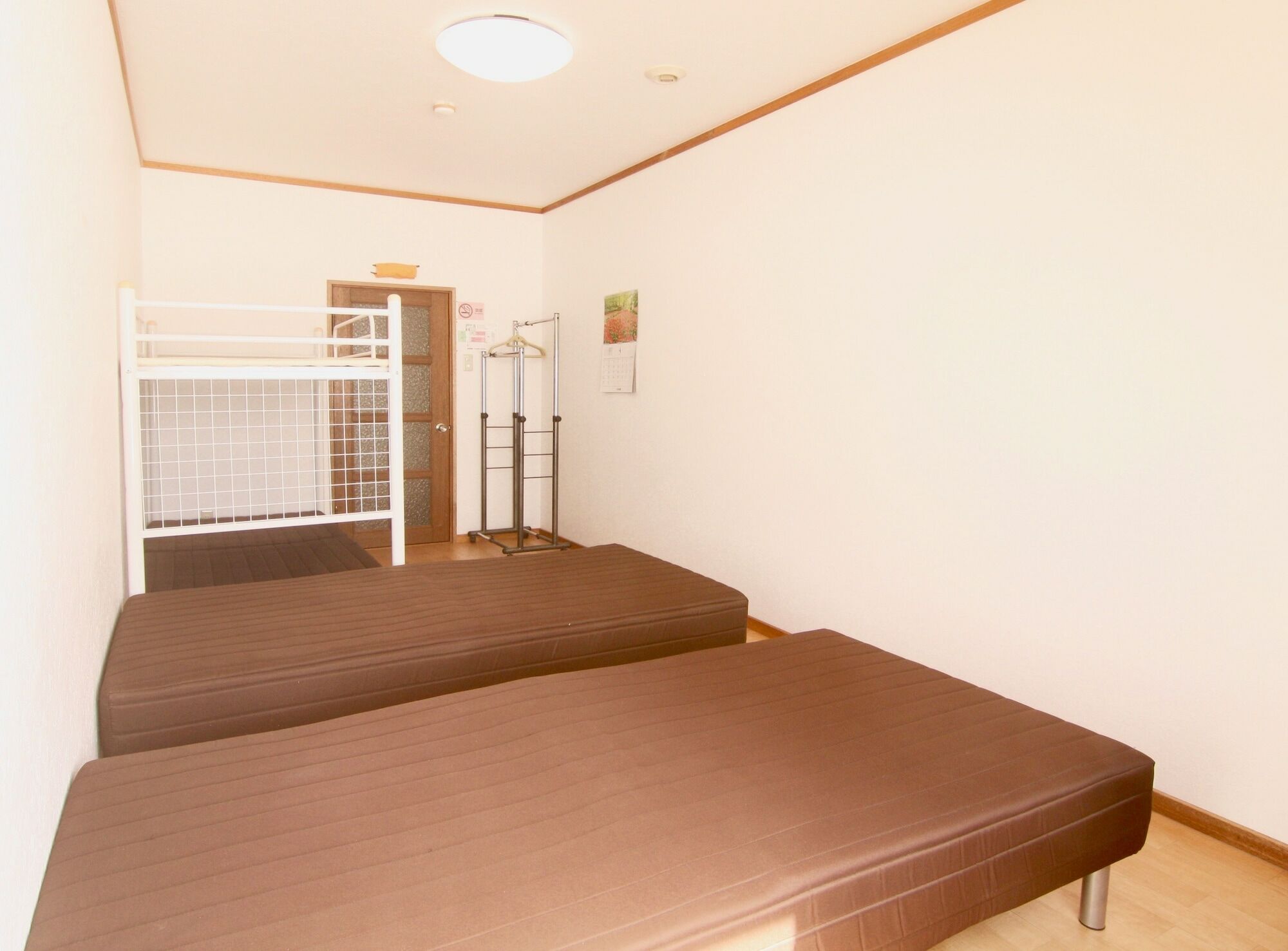 Karimpani Niseko Fujiyama Hostel Exterior photo
